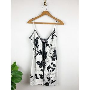 Victoria’s Secret Black Floral Print Lace Trim Open Front Lingerie Top Sz M